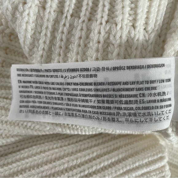 Abercrombie White Sleeveless Knit Sweater vest tunic 20846 - Picture 5 of 6